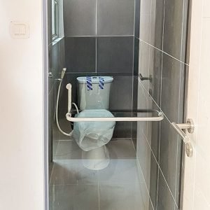 partisi kaca kamar mandi