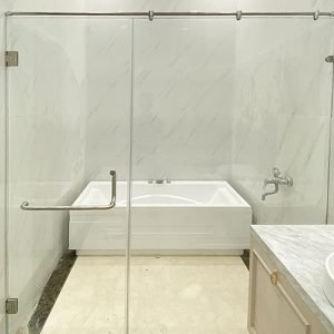 partisi kaca kamar mandi