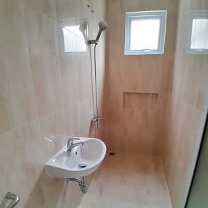 FIXED-FRAMELESS-PARTITION-TANGERANG-23112023-BEFORE