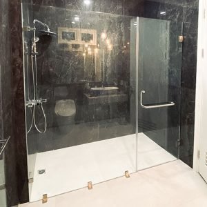 partisi kaca kamar mandi