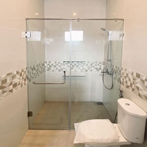 Partisi Kaca Tempered Kamar Mandi