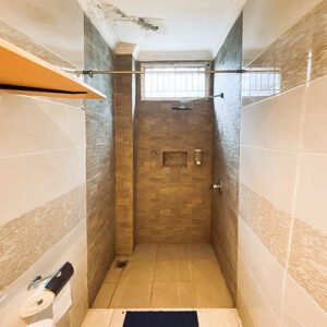 Pintu Geser Kamar Mandi, partisi kaca kamar mandi