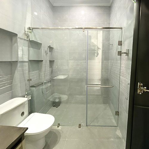 Sekat Kaca Kamar Mandi