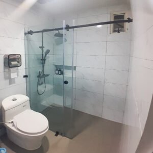 Partisi Kaca Kamar Mandi