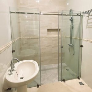 Partisi Kaca Kamar Mandi
