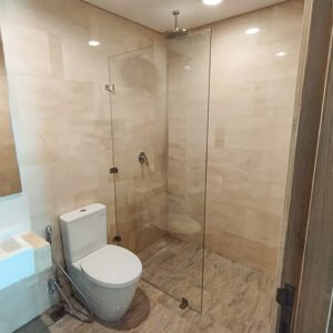 Kaca Pembatas Kamar Mandi, partisi kaca kamar mandi