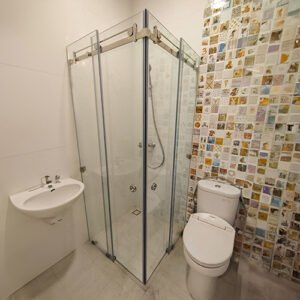 SLIDING-FRAMELESS-SUDUT-BUKIT-GADING-MEDITERANIA-KELAPA-GADING-JAKARTA-UTARA