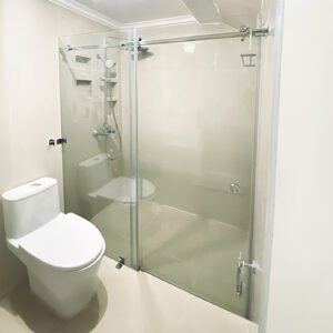 Pintu Geser Kamar Mandi, partisi kaca kamar mandi