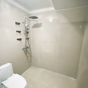 partisi kaca kamar mandi