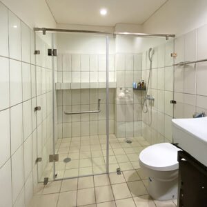 Sekat Kaca Kamar Mandi, c