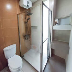 556-PIVOT-SHOWER-BOX-KAMAR-MANDI-MAHAKAM-JAKARTA-GARDEN-CITY-CAKUNG-JAKARTA-TIMUR-13012025-TERTUTUP
