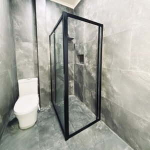 partisi kaca kamar mandi