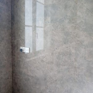 partisi kaca kamar mandi