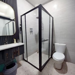 partisi kaca kamar mandi