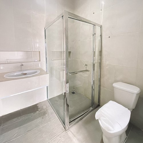 Shower Box