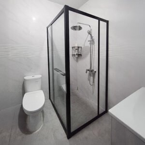 partisi kaca kamar mandi