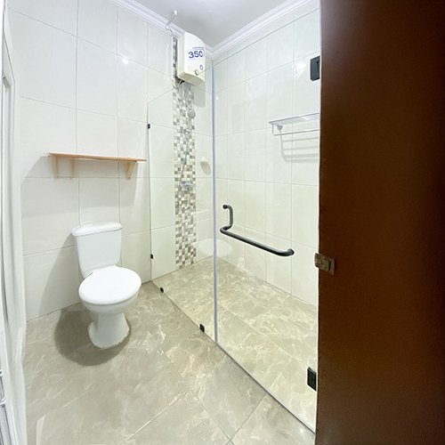 PINTU SWING KAMAR MANDI