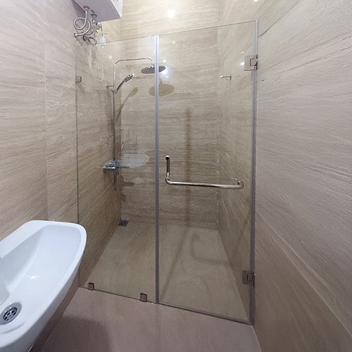 Kaca Shower Tempered