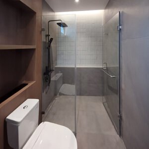 674-SWING-DOOR-KAMAR-MANDI-MERUYA-UTARA-JAKARTA-BARAT-180425-TERBUKA