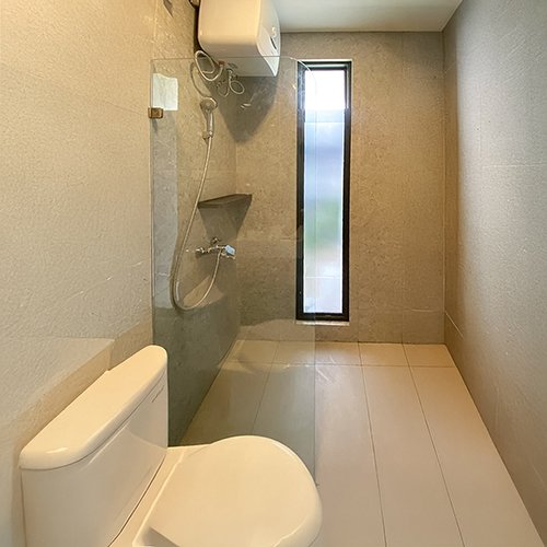 SEKAT KACA KAMAR MANDI