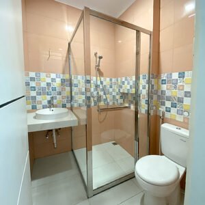 Shower Glass Kamar Mandi