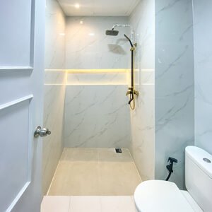 SEKAT KACA KAMAR MANDI MINIMALIS