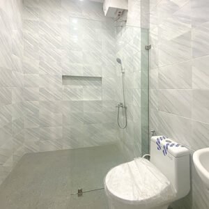SEKAT KACA KAMAR MANDI MINIMALIS