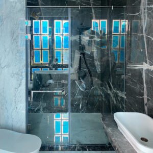 PINTU KACA KAMAR MANDI MINIMALIS
