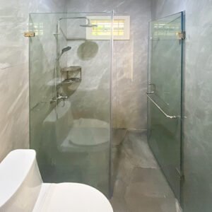 PINTU KACA KAMAR MANDI MINIMALIS