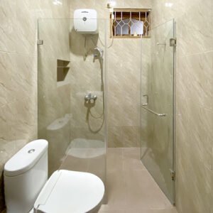 PINTU KACA KAMAR MANDI MINIMALIS