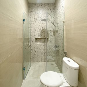 PINTU KACA KAMAR MANDI MINIMALIS