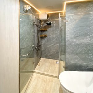 PINTU KACA KAMAR MANDI MINIMALIS