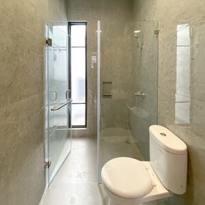 PINTU KACA KAMAR MANDI MINIMALIS