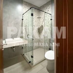 SHOWER BOX