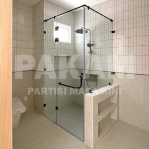 Shower Box Kamar Mandi
