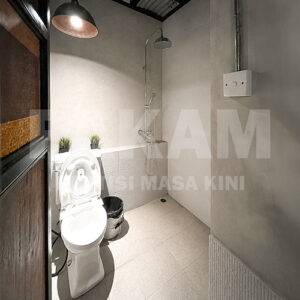 SEKAT KACA KAMAR MANDI