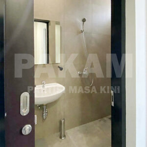 SEKAT KACA KAMAR MANDI