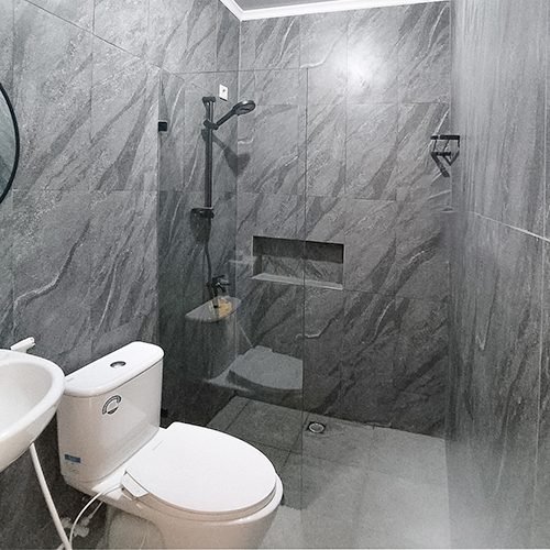 SEKAT KACA KAMAR MANDI MINIMALIS