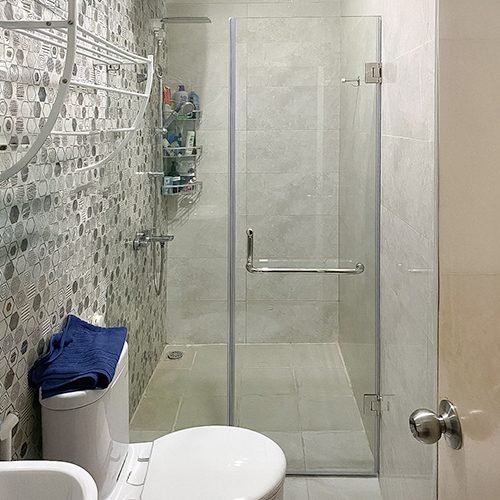 PINTU SWING KAMAR MANDI MINIMALIS