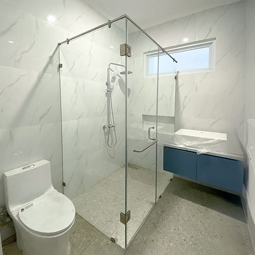 PINTU KACA KAMAR MANDI MINIMALIS