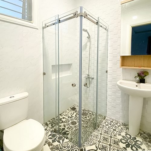 pintu kaca geser