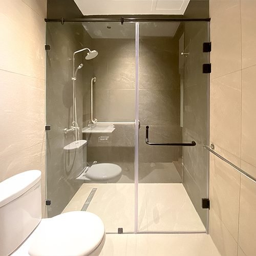 PINTU KACA KAMAR MANDI MINIMALIS