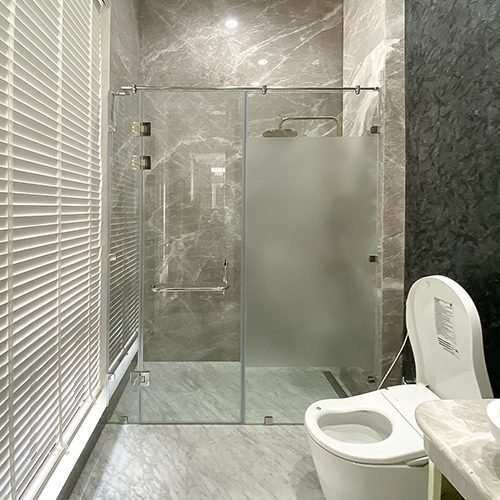 Partisi Kaca Kamar Mandi