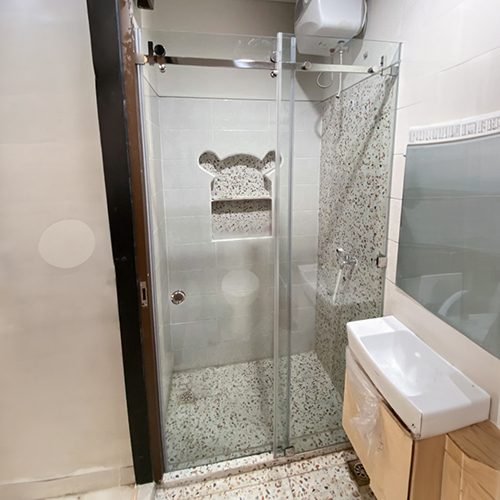 Pintu Geser Kamar Mandi, partisi kaca kamar mandi