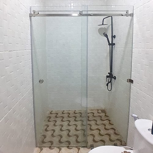 partisi kaca kamar mandi