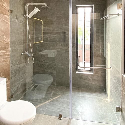 partisi kaca kamar mandi